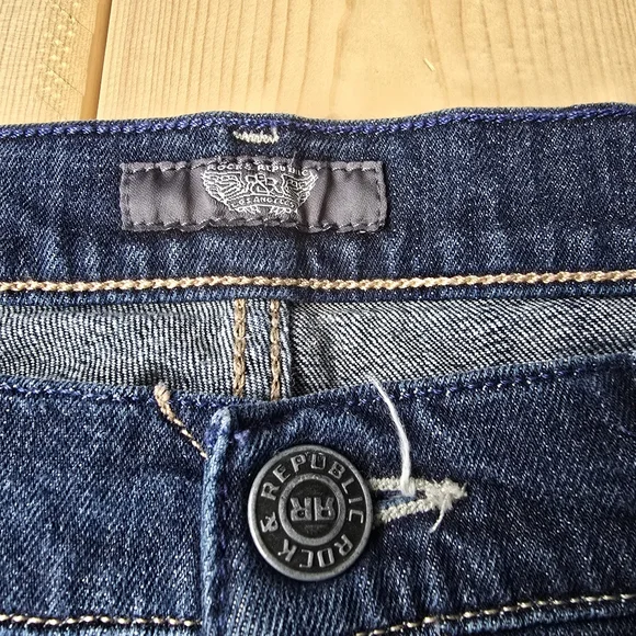 Rock & Republic Stella Straight Leg Blue Denim Jeans Size 30 - Picture 7 of 13